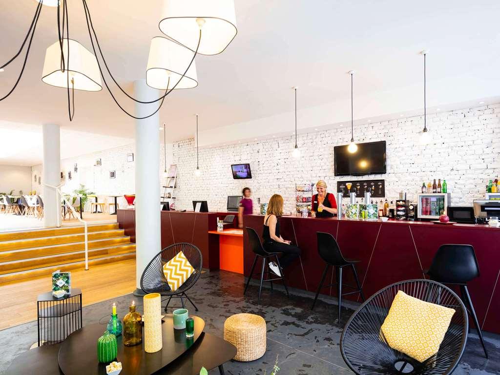 Готель Ibis Styles Calais Centre Екстер'єр фото