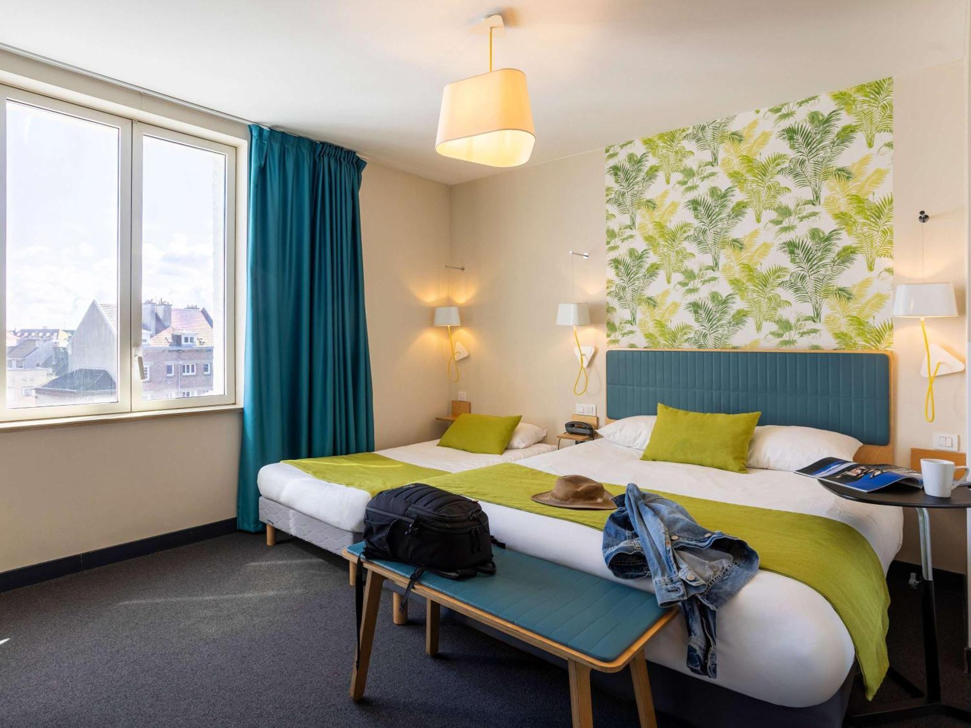 Готель Ibis Styles Calais Centre Екстер'єр фото