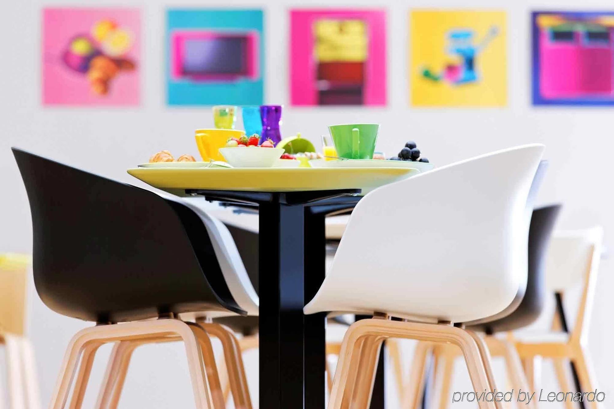 Готель Ibis Styles Calais Centre Екстер'єр фото